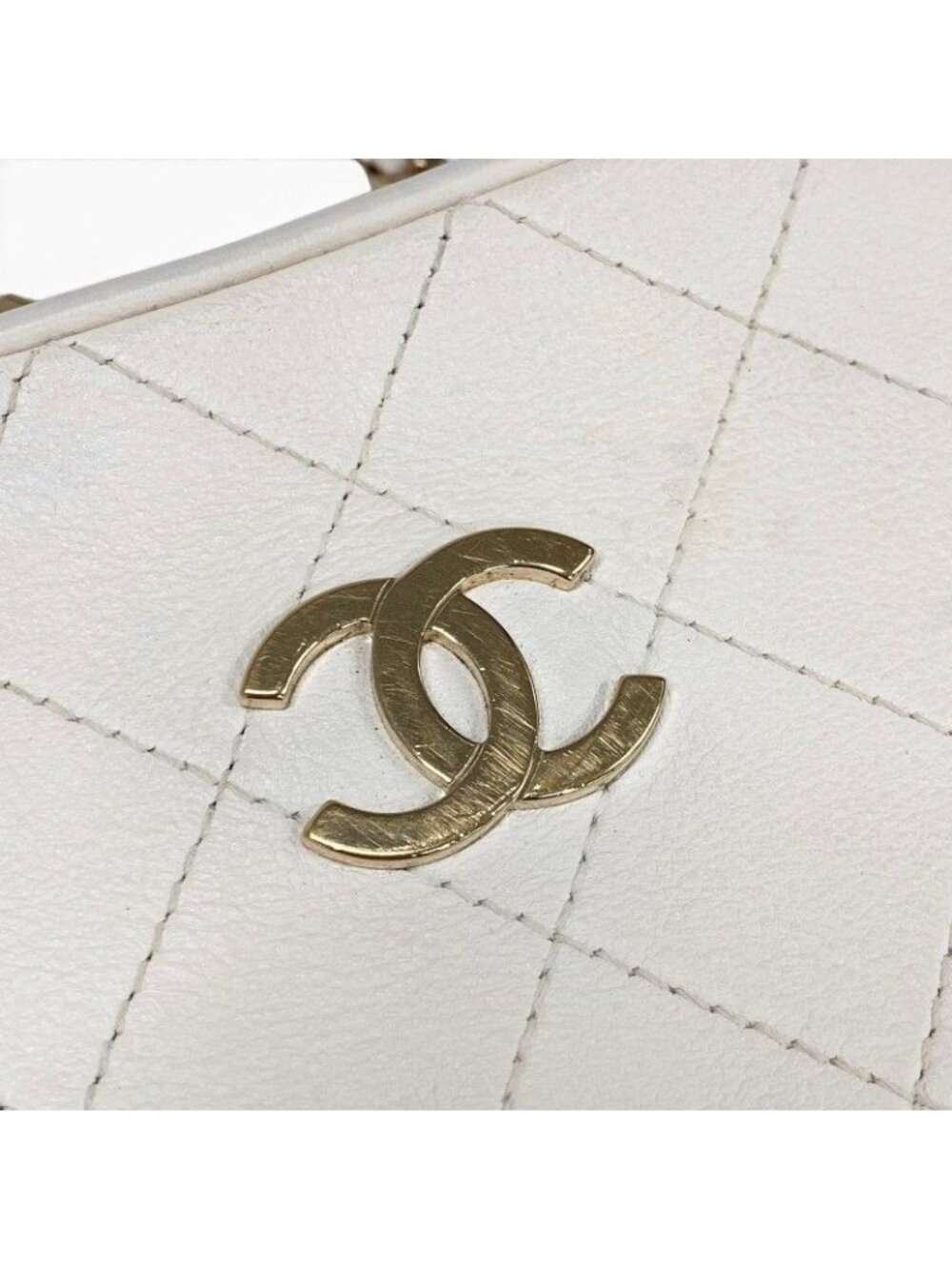 Chanel Shoulder Bag Lambskin White Gold CC Logo Quilted Chain 2-Way - Picture 9 of 10